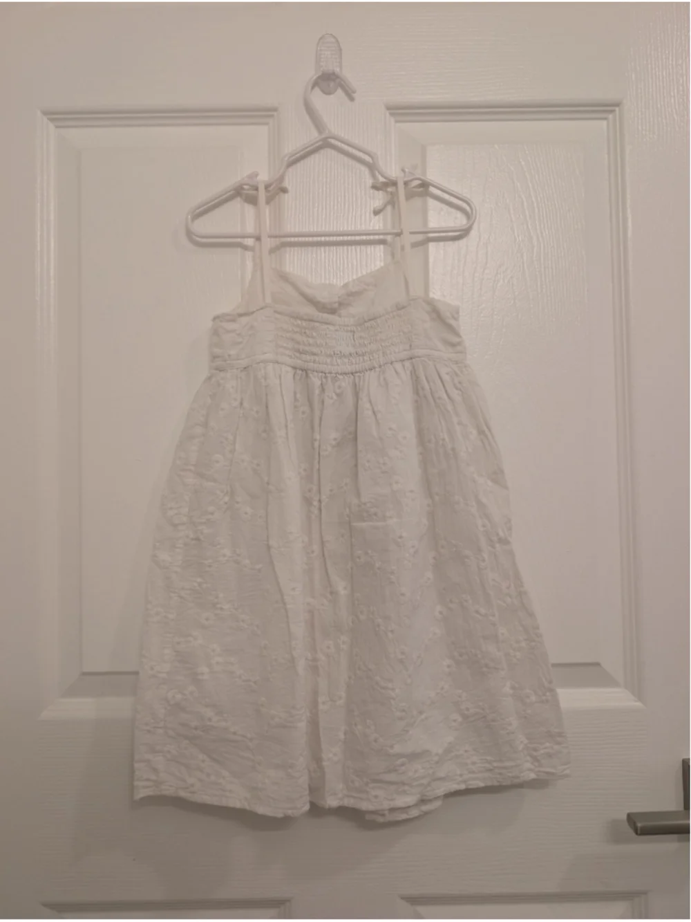 Girls babyGap 100% Cotton White Floral Eyelet Embroidered Casual Dress Size 5
